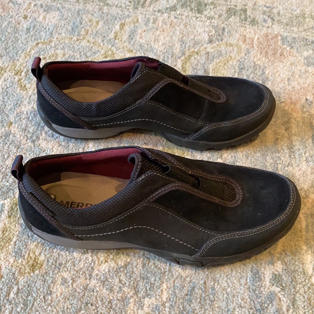 Merrels, 8.5 - Picture 4 of 6